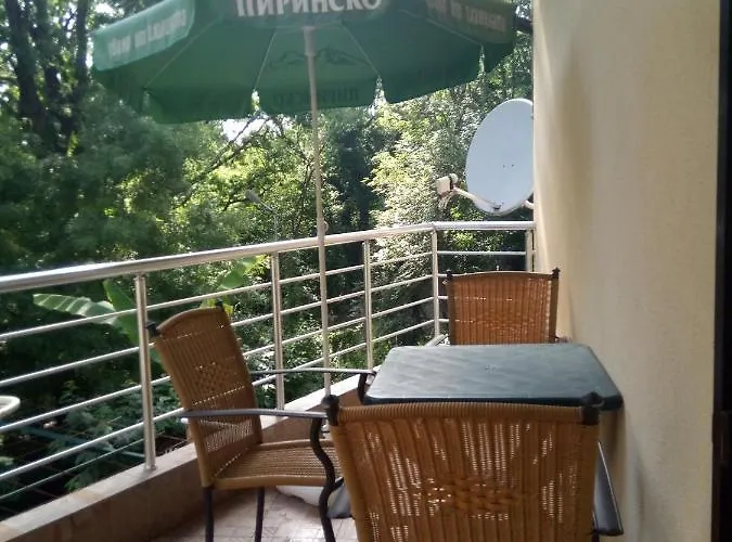 Apartment's Pita & Mare 3*