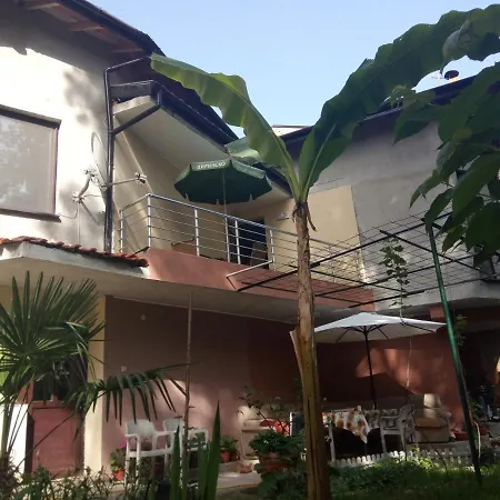 Гостевой дом Apartment's Pita & Mare Китен