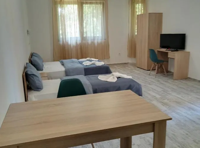 Apartment's Pita & Mare Guest house 3*