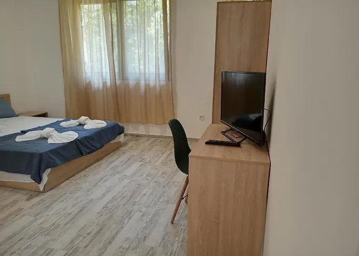 Konukevi Apartment's Pita & Mare Naousa